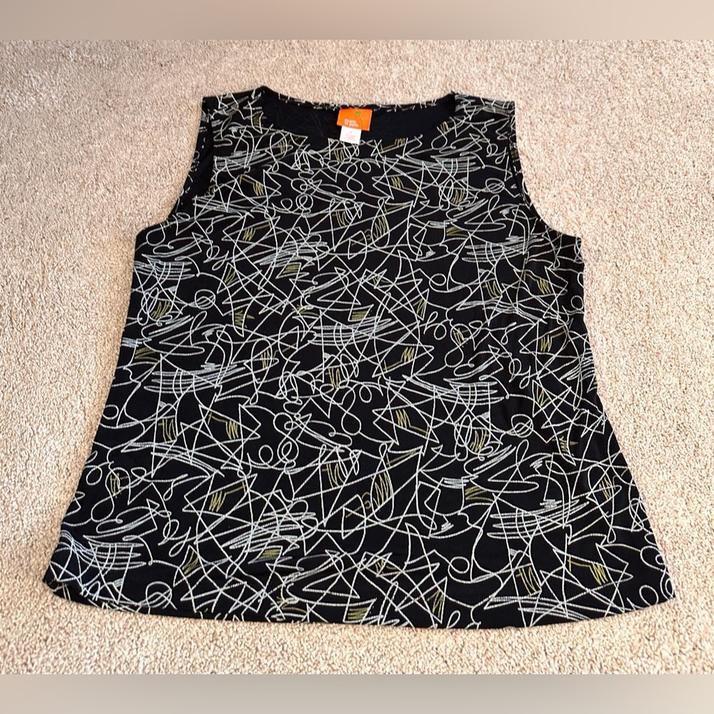 Hearts of Palm Black and White Abstract Women's Top. Size M